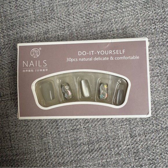 💅 Press On Nails Bundle – Brand New 💅 - Picture 3 of 9